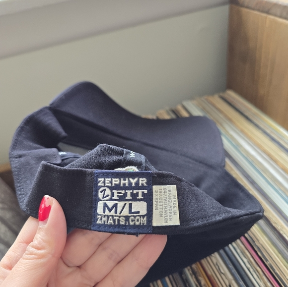 Notre Dame University hat. - Picture 6 of 6